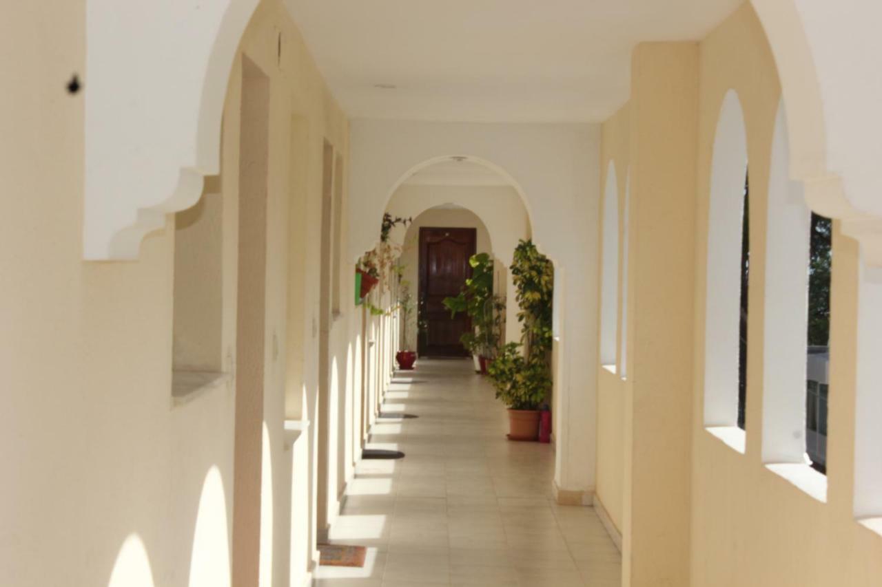 Apartamento Tropicana Дения Екстериор снимка